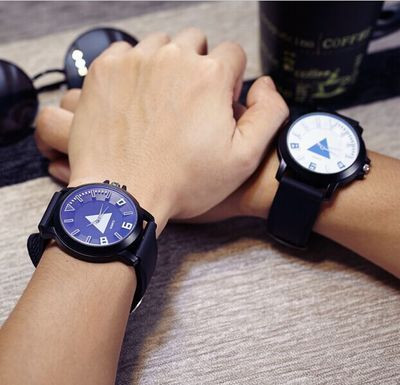 Ceas din silicon cu forma rotunda potrivit pentru barbati si femei