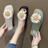 Papuci moderni de dama cu talpa plata si element 3D