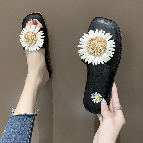 Papuci moderni de dama cu talpa plata si element 3D