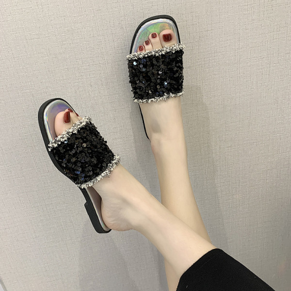 Papuci moderni de dama cu talpa plata si element din paiete