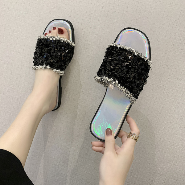 Papuci moderni de dama cu talpa plata si element din paiete