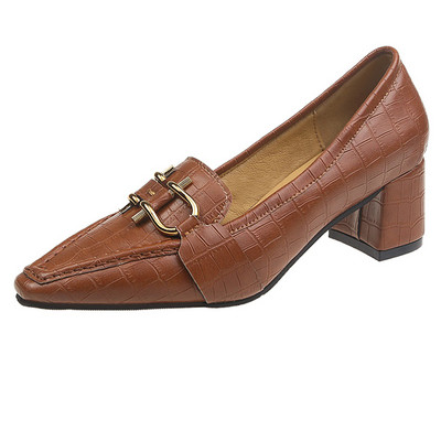 Pantofi de dama din piele ecologica model cu varf si toc patrat