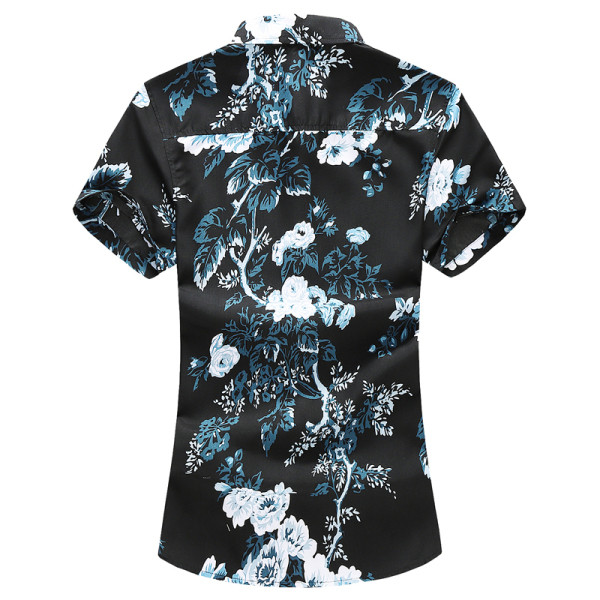 Moodne lühikeste varrukatega ja lillelise mustriga meeste särk