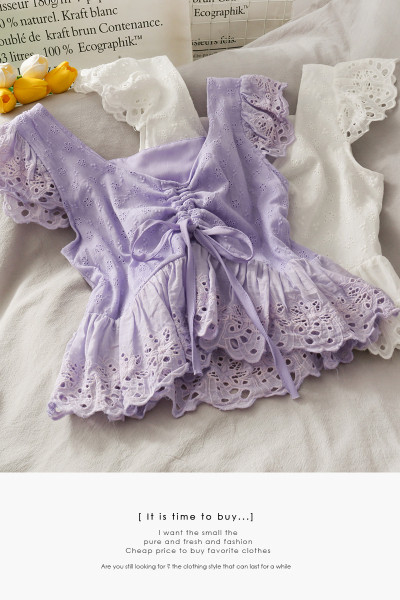 Bluză de damă cu decolteu profund și cravate