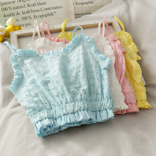 Napi női felső vékony pántokkal és fürtökkel