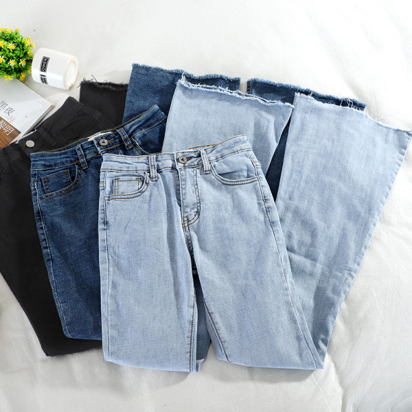 Jelenlegi Charleston típusú női farmer