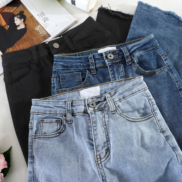 Jelenlegi Charleston típusú női farmer