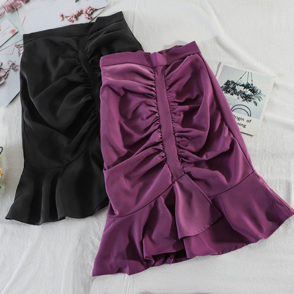 Praegune kõrge vöökohaga naiste seelikulõikeline mudel