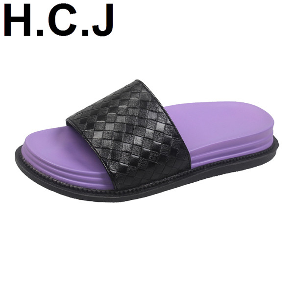 Naiste vabaaja sussid värvilise tallaga