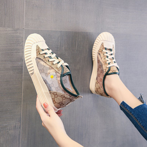 Võrgusilma ja värvilise tikandiga vabaaja naiste tossud