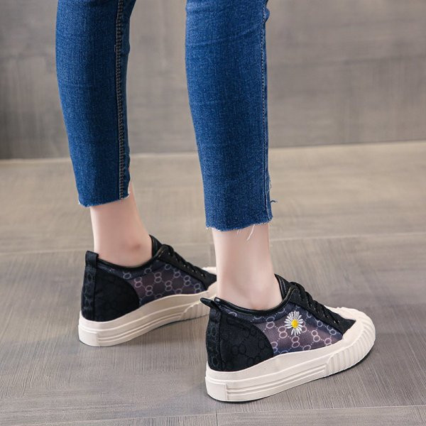 Võrgusilma ja värvilise tikandiga vabaaja naiste tossud