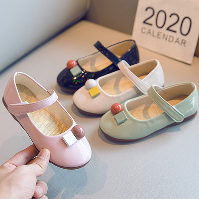 Модерни детски обувки с лепенка за момичета