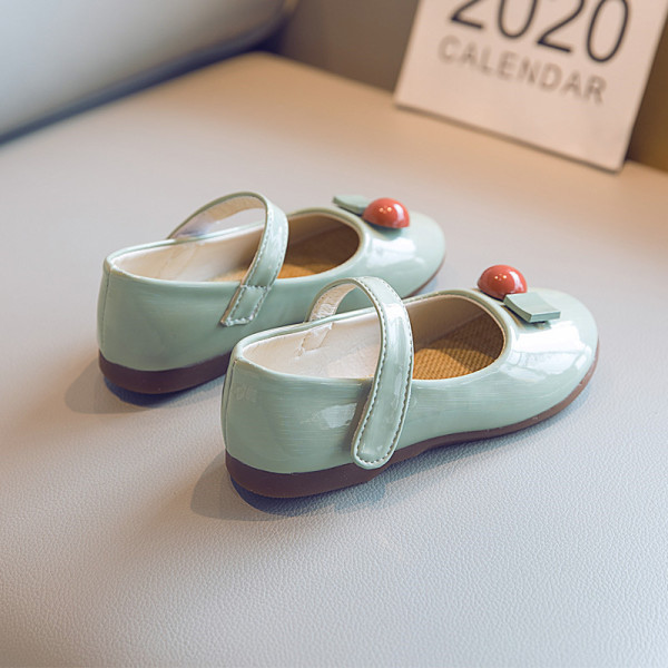 Pantofi moderni pentru copii cu autocolant pentru fete