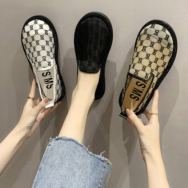 Moodsad lameda tallaga naiste kevad-sügiskingad