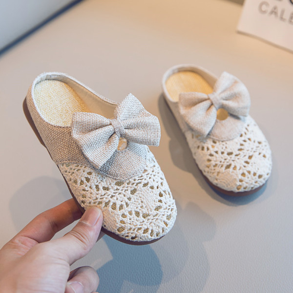 Modern, szalagos gyerekpapucs lányoknak