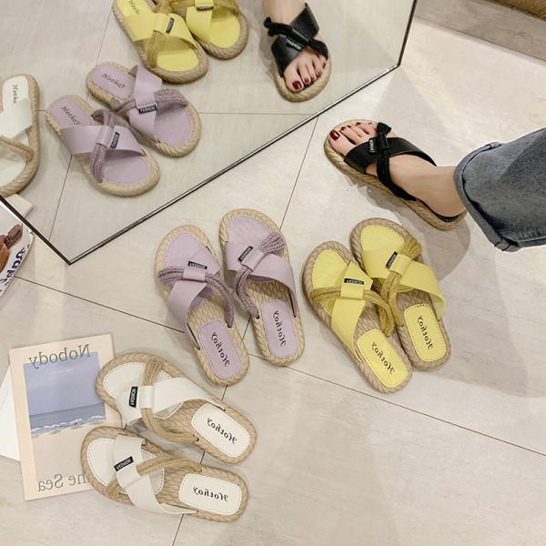 Lameda tallaga vabaaja naiste suvised sussid