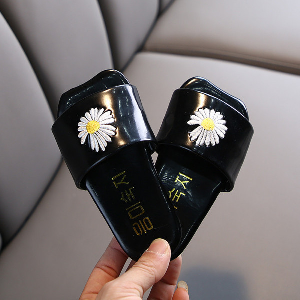 Moodsad tikandiga lastesussid tüdrukutele