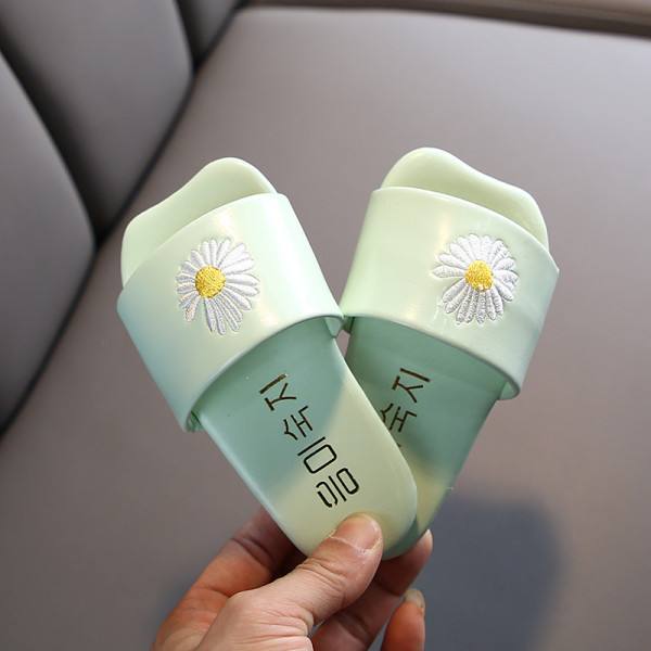 Moodsad tikandiga lastesussid tüdrukutele