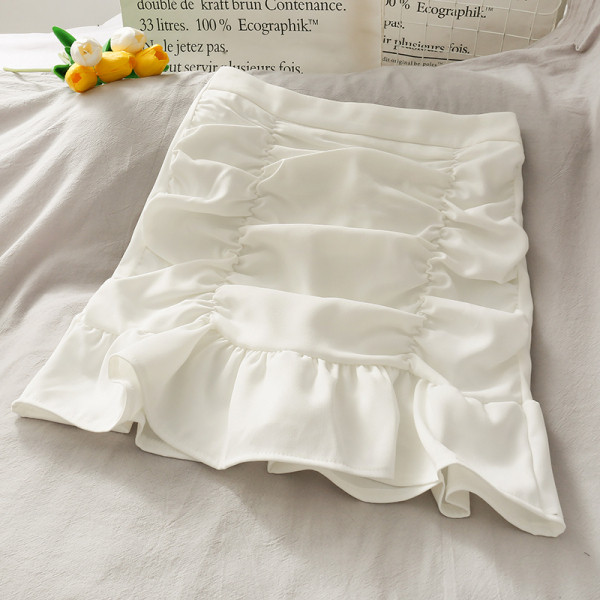 Pieguloši sieviešu svārki ar lokām un augstu vidukli