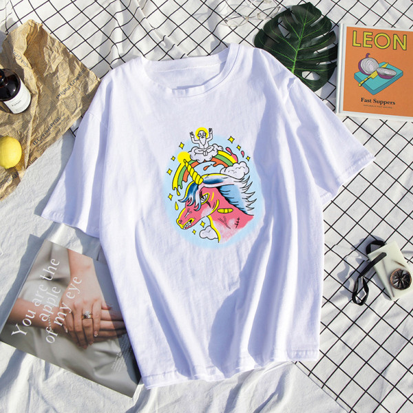 Moderna ženska majica s aplikacijom u boji jednoroga