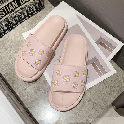 Alkalmi női gumipapucs színes hímzéssel