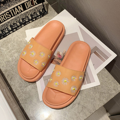 Alkalmi női gumipapucs színes hímzéssel