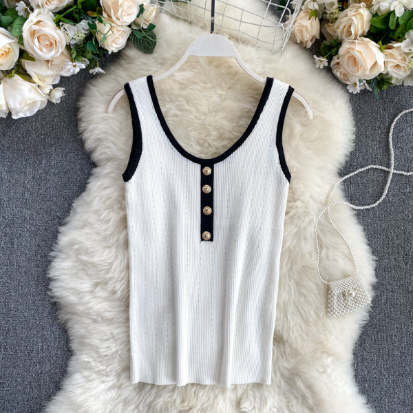 Maieu casual de damă, cu bretele largi și nasturi aurii