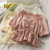 Modern női pofa gombokkal és nyakkendőkkel