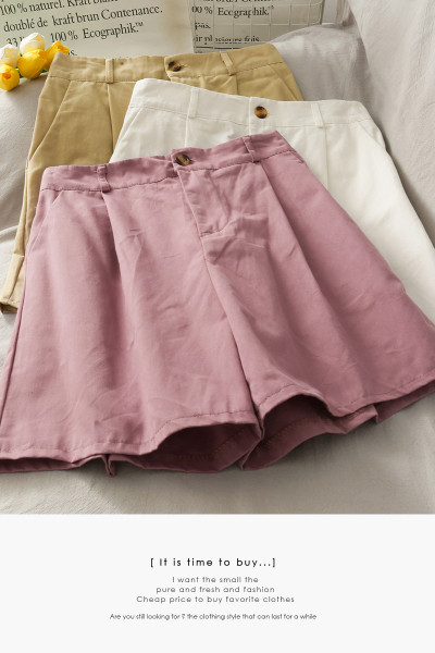 Pantaloni scurți largi de damă cu talie înaltă