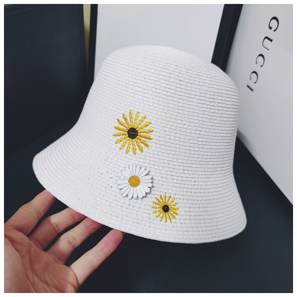 Jauna modeļa sieviešu cepure ar ziedu izšuvumu