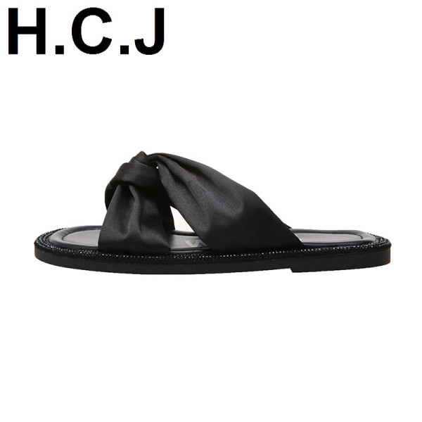 Papuci de dama din piele ecologica cu talpa plata