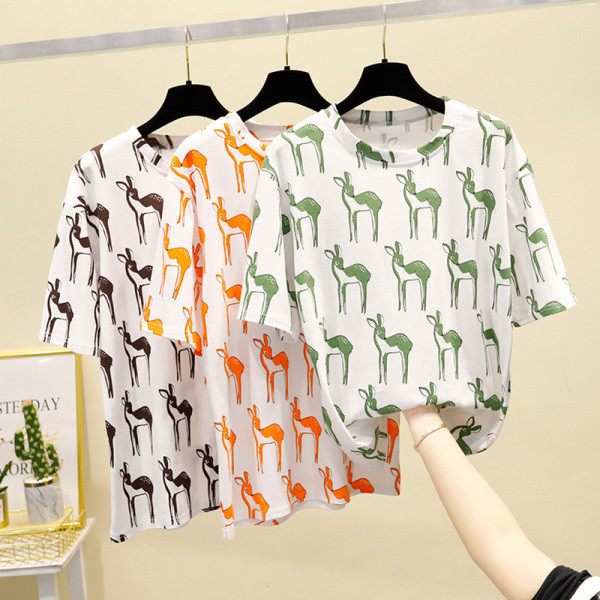 Tricou dama din bumbac cu decolteu oval si model floral cu cerb