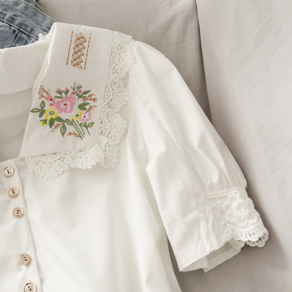 Cămașă retro damă cu broderie și dantelă