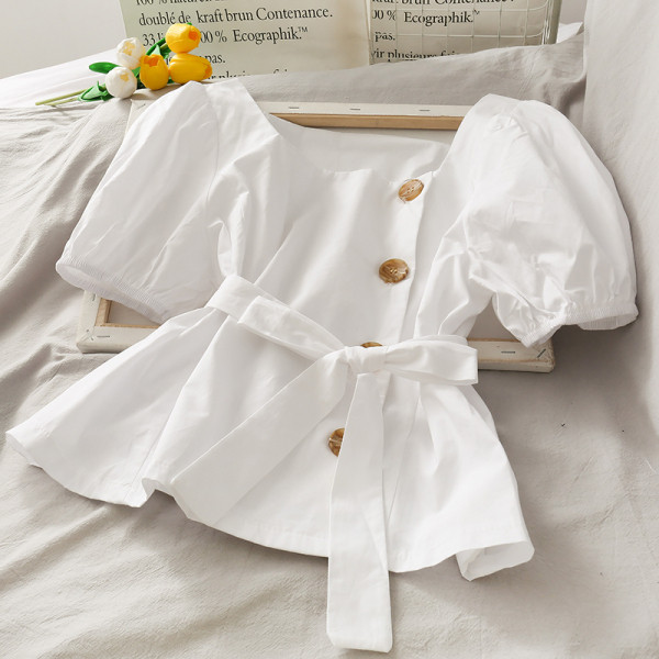 Modern női ing övvel