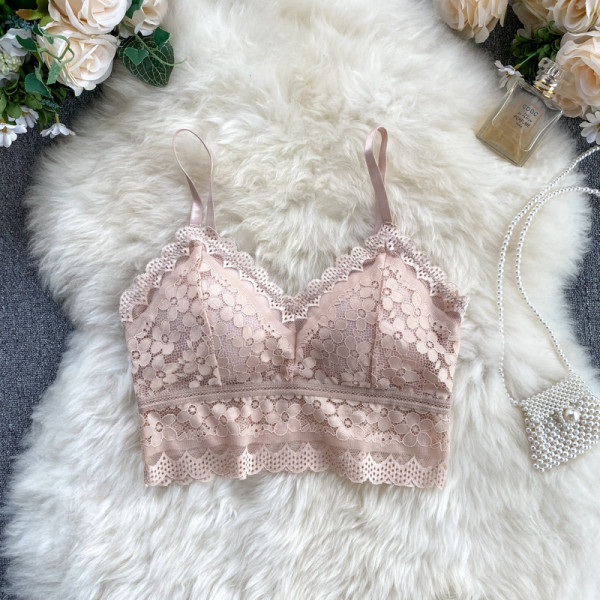 Stiilne naiste rinnahoidja peenikeste rihmade ja pitsiga