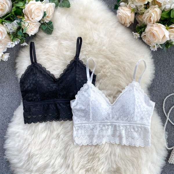 Stiilne naiste rinnahoidja peenikeste rihmade ja pitsiga