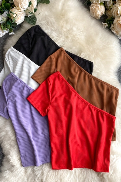 Moderns sieviešu t-krekls ar vienu piedurkni