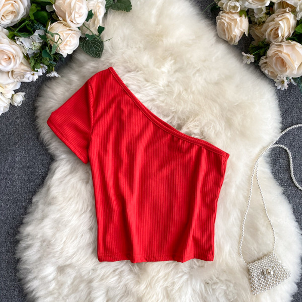 Moderns sieviešu t-krekls ar vienu piedurkni