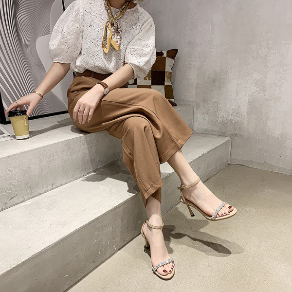 Sandale de dama elegante cu toc subtire si efect stralucitor