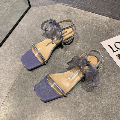 Sandale de dama moderne cu toc jos si patrat