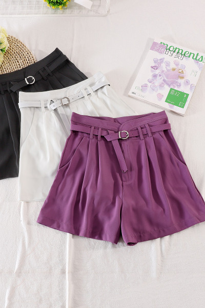 Pantaloni scurti de dama model lat cu talie inalta si curea