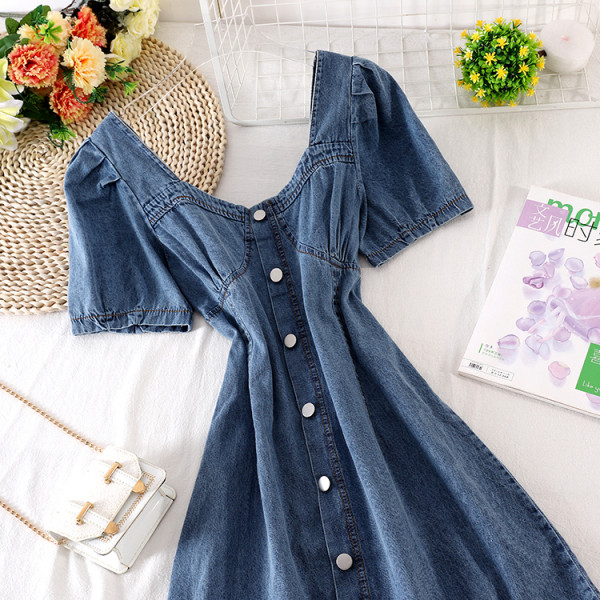 Rochie de dama din denim cu decolteu barca si nasturi