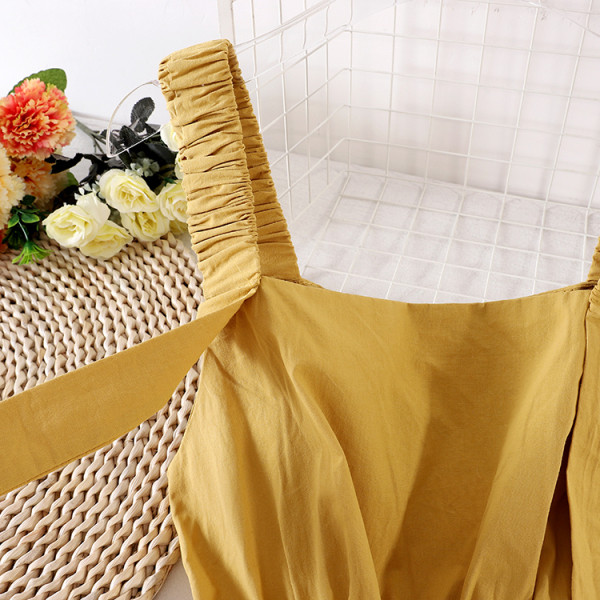 Ikdienas sieviešu kombinezons ar platām lencēm un kabatām