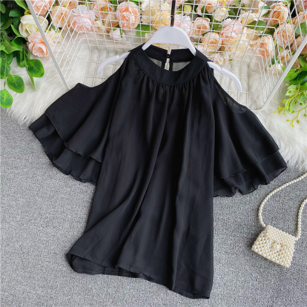 Moodne paljaste õlgade ja laiade varrukatega naiste pluus