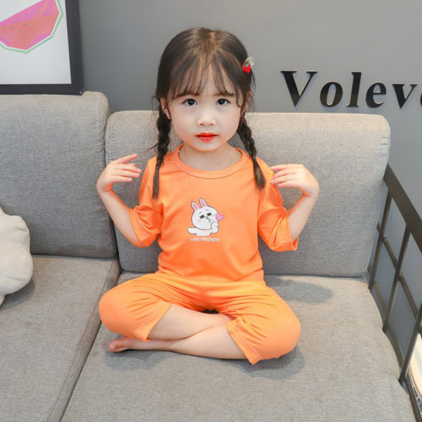 Pijamale de vară pentru copii cu aplicație pentru fete