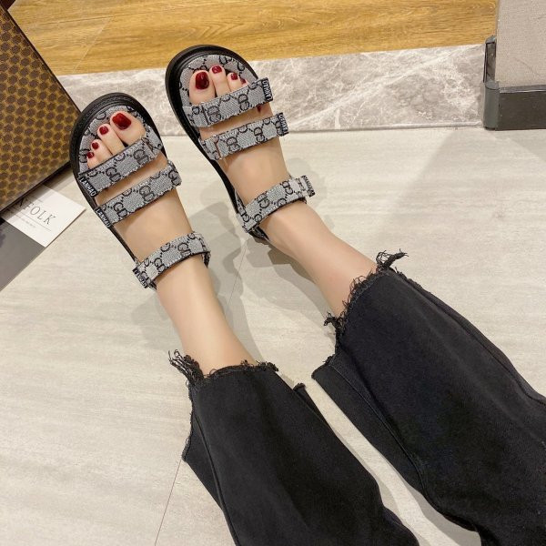 Modernas sieviešu sandales ar plakanu augsto zoli