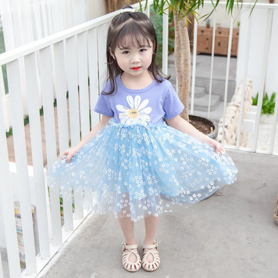 Uut mudelit tülli ja aplikatsiooniga laste suvekleit