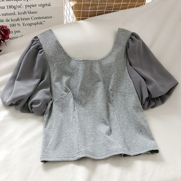 Bluză de damă cu mâneci bufante și panglică