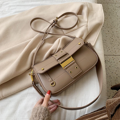 Geanta de dama actuala din piele ecologica