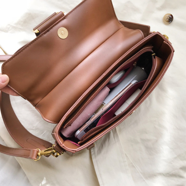 Geanta de dama actuala din piele ecologica